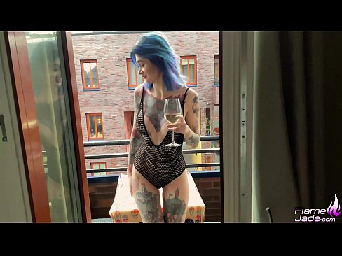 ❤️ Großartiges Mädchen lutscht mit einem Schluck und fickt leidenschaftlich unter freiem Himmel ❌ Porno bei de.analpics.ru ☑